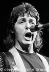 Paul singing (image)